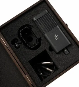 Ribbon and condenser microphone comparison for professional recording and mixing applications